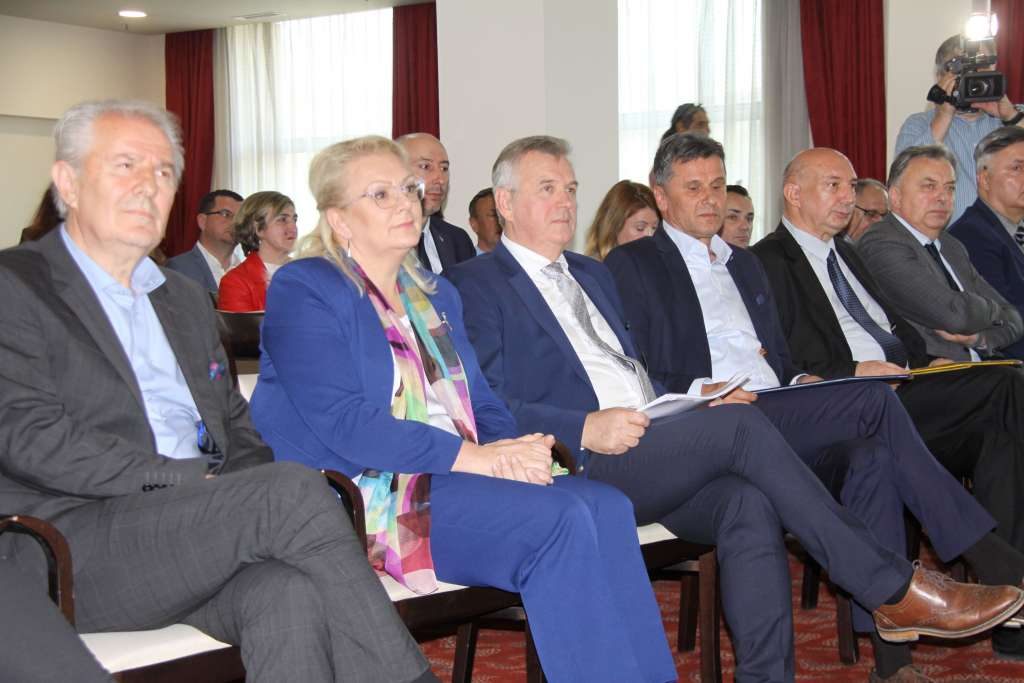 Poslodavci traže liberalizaciju tržišta radne snage